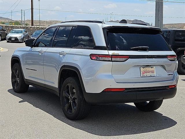 Used cars for sale 2024 Jeep Grand Cherokee Limited, price is 37492, vin 1C4RJGBG0RC708557 in El Paso, TX, dealer name is Sunland Park Chrysler Dodge Jeep Ram Best Dream car image