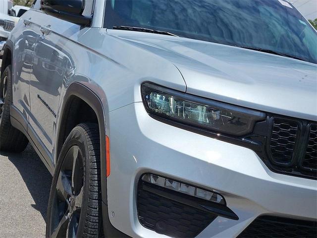 Used cars for sale 2024 Jeep Grand Cherokee Limited, price is 37492, vin 1C4RJGBG0RC708557 in El Paso, TX, dealer name is Sunland Park Chrysler Dodge Jeep Ram Best Dream car image