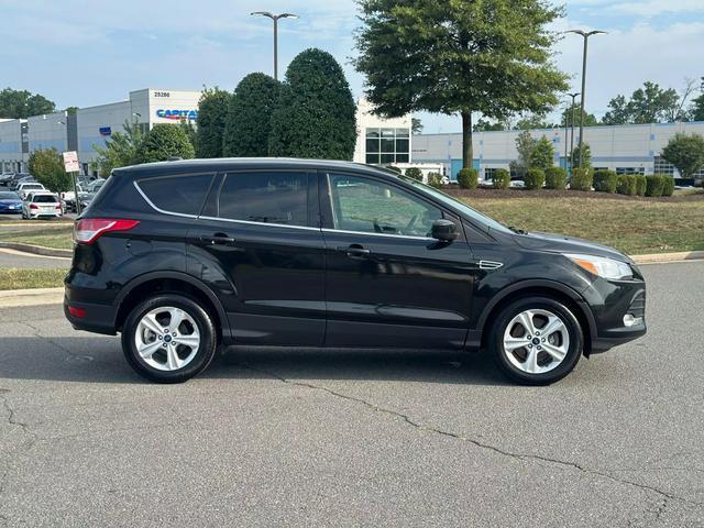 Used cars for sale 2015 Ford Escape SE, price is 7999, vin 1FMCU9GX1FUB36854 in Chantilly, VA, dealer name is Auto Heaven Inc Best Dream car image