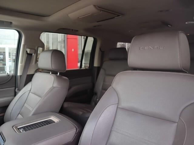 Used cars for sale 2018 GMC Yukon XL Denali, price is 34995, vin 1GKS2HKJ0JR361592 in Redford Charter Twp, MI, dealer name is Twins Auto Sales - Redford Best Dream car image