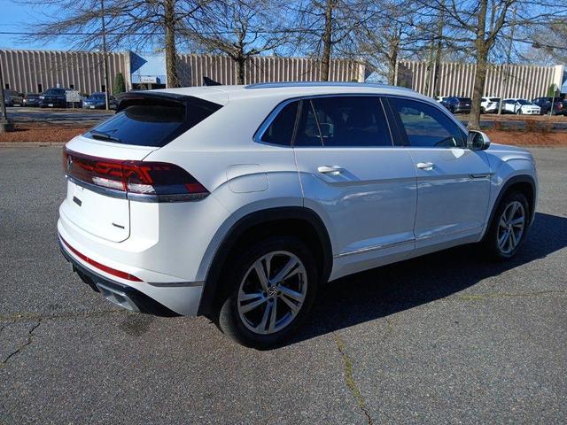 Used cars for sale 2024 Volkswagen Atlas Cross Sport 2.0T SEL R-Line, price is 37605, vin 1V2AE2CA1RC212728 in Chesapeake, VA, dealer name is Southern Volkswagen Greenbrier Best Dream car image