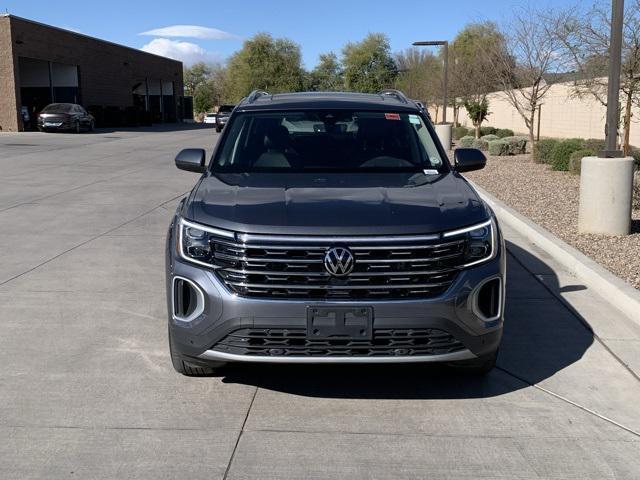 Used cars for sale 2024 Volkswagen Atlas 2.0T SEL, price is 38273, vin 1V2BR2CA1RC536058 in Tempe, AZ, dealer name is Bill Luke Tempe Best Dream car image