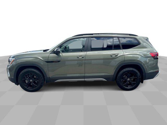 Used cars for sale 2024 Volkswagen Atlas 2.0T SEL, price is 46213, vin 1V2GR2CA9RC590035 in Perrysburg, OH, dealer name is Perrysburg Automall Best Dream car image