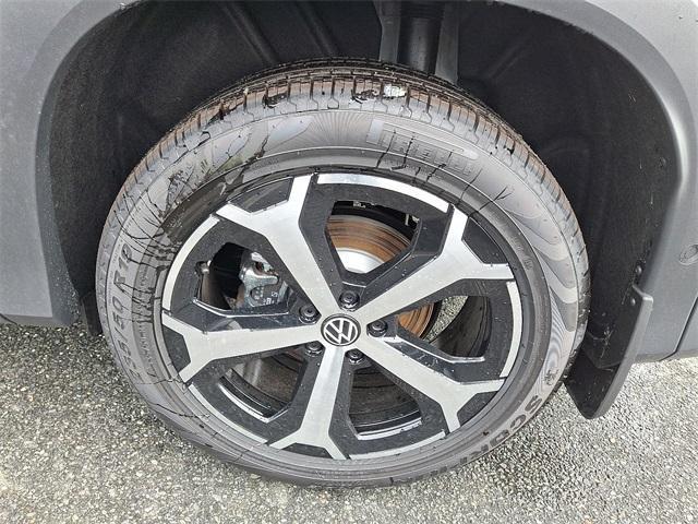 Used cars for sale 2025 Volkswagen Tiguan 2.0T SE, price is 38291, vin 3VVMR7RM3SM013638 in Toms River, NJ, dealer name is Toms River Volkswagen Best Dream car image