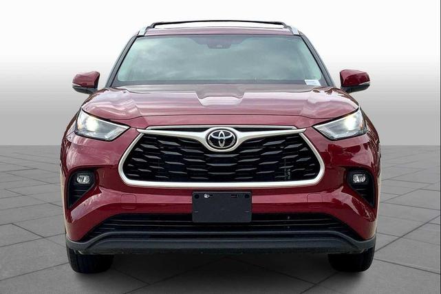 Used cars for sale 2022 Toyota Highlander XLE, price is 36212, vin 5TDGZRBH6NS568981 in Rock Hill, SC, dealer name is Toyota of Rock Hill Best Dream car image