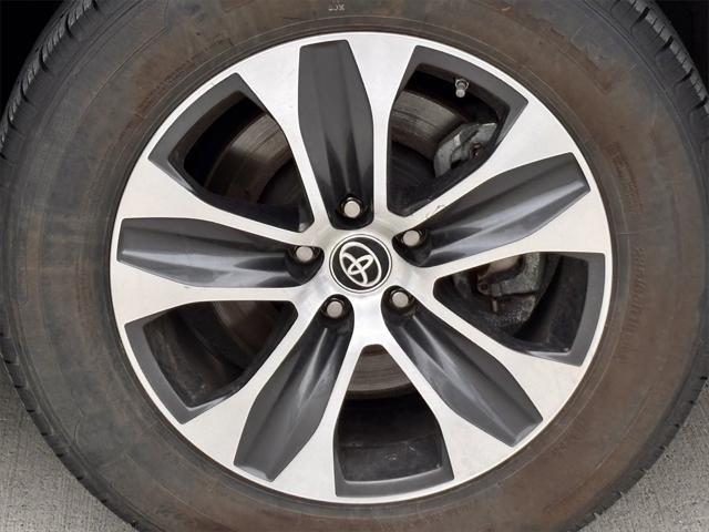 Used cars for sale 2023 Toyota Highlander L, price is 34992, vin 5TDKDRAH3PS011474 in Arlington, TX, dealer name is Classic Chrysler Dodge Jeep Ram Fiat Best Dream car image