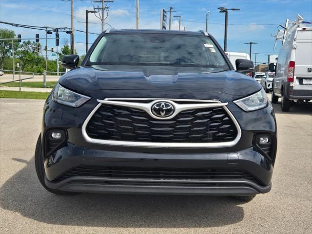 Used cars for sale 2024 Toyota Highlander XLE, price is 43300, vin 5TDKDRBH4RS542474 in Elmhurst, IL, dealer name is Al Piemonte Buick GMC Best Dream car image