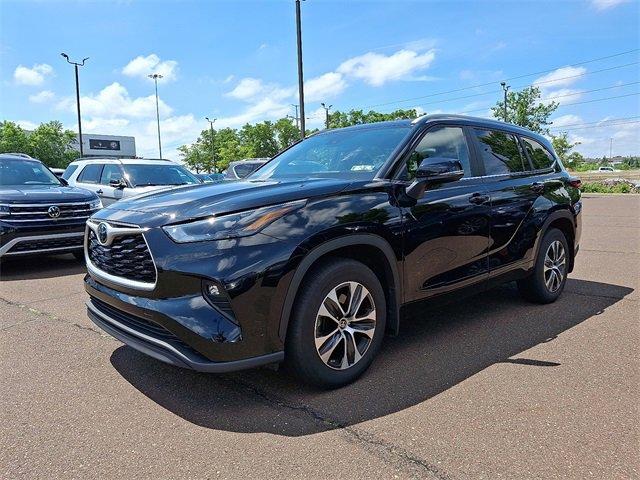 Used cars for sale 2023 Toyota Highlander L, price is 37667, vin 5TDKDRBH6PS017476 in Willow Grove, PA, dealer name is Faulkner INFINITI of Willow Grove Best Dream car image