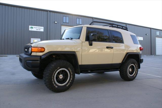 Used cars for sale 2010 Toyota FJ Cruiser Base, price is 37480, vin JTEBU4BF3AK094799 in Austin, TX, dealer name is 4.0 Motorsports Best Dream car image