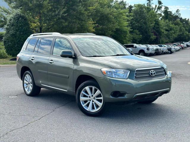 Used cars for sale 2008 Toyota Highlander Hybrid Base, price is 7499, vin JTEEW41A782014489 in Chantilly, VA, dealer name is Auto Heaven Inc Best Dream car image