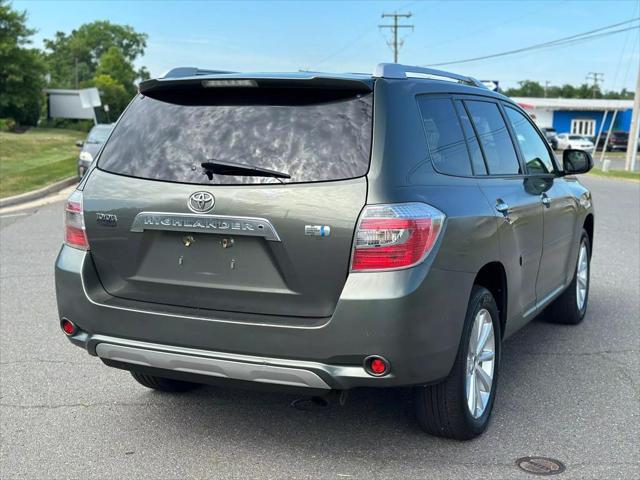Used cars for sale 2008 Toyota Highlander Hybrid Base, price is 7499, vin JTEEW41A782014489 in Chantilly, VA, dealer name is Auto Heaven Inc Best Dream car image