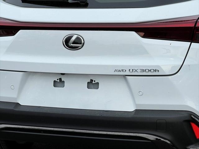 Used cars for sale 2025 Lexus UX 300h Base, price is 43300, vin JTHUCJDH3S2008999 in Silver Spring, MD, dealer name is DARCARS Lexus Of Silver Spring Best Dream car image