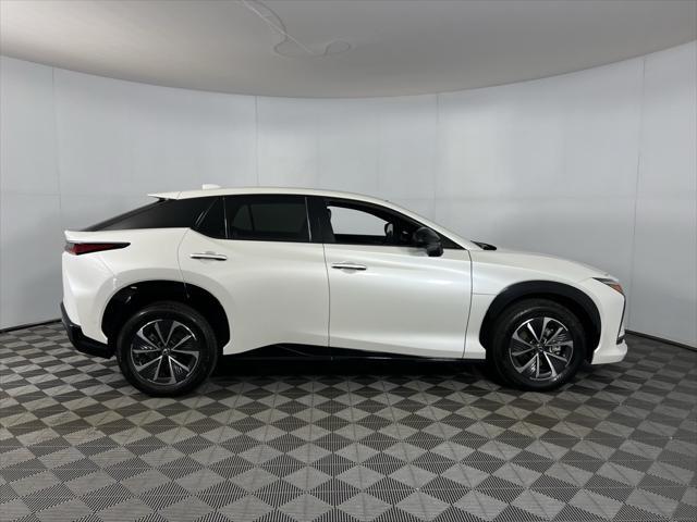 Used cars for sale 2024 Lexus RZ 450e Premium, price is 38273, vin JTJAAAAB6RA023102 in Phoenix, AZ, dealer name is Bill Luke Chrysler Jeep Dodge RAM Best Dream car image