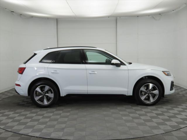 Used cars for sale 2025 Audi Q5 40 Premium, price is 51210, vin WA1ABAFYXS2045739 in Phoenix, AZ, dealer name is Audi North Scottsdale Best Dream car image